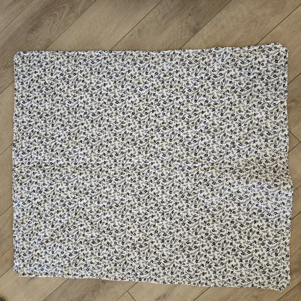 Hand Made Quilt 41x35 Scrappy Style Patchwork Crib Floral - Picture 2 of 5